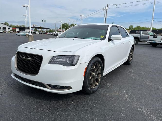 2017 chrysler 300 in paducah, kentucky
