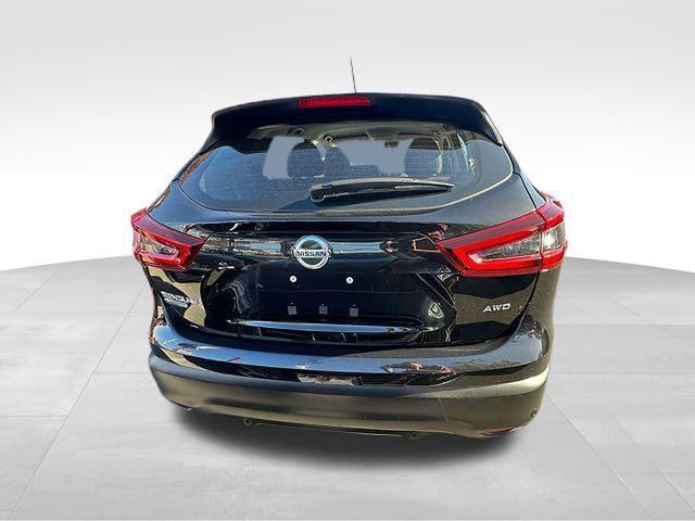 2021 nissan rogue sport s