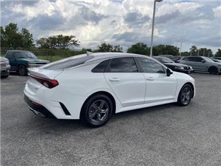 2021 Kia K5 lxs