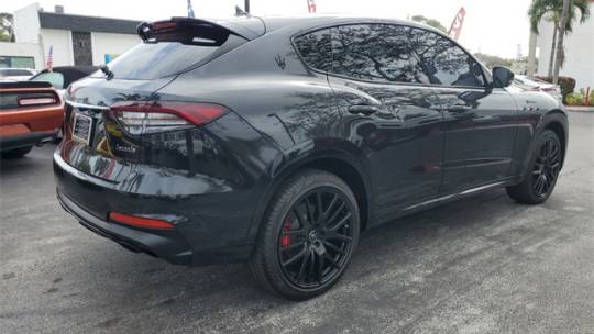 2023 maserati levante modena