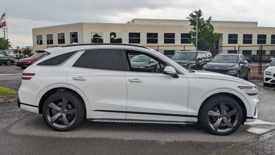2025 Genesis GV70