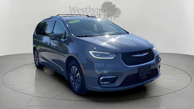 2021 chrysler pacifica hybrid touring l
