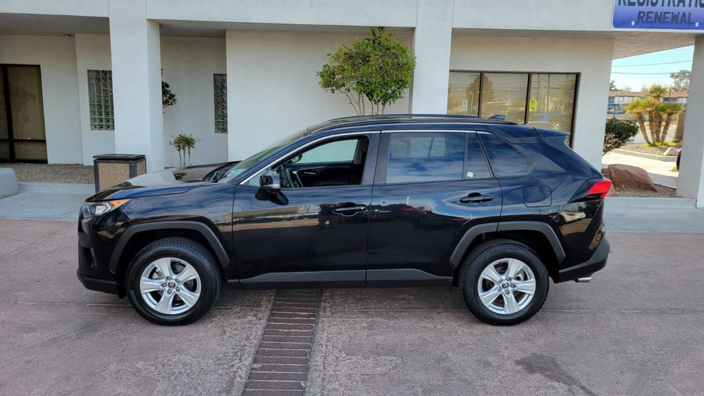 2021 toyota rav4 xle
