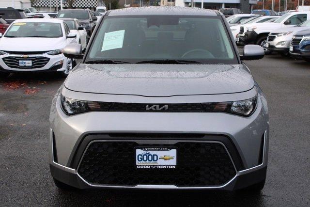 2023 kia soul lx