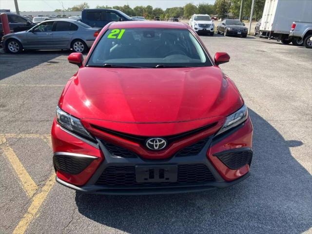 2021 toyota camry se