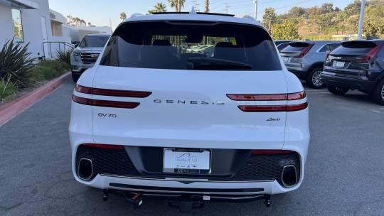 2025 Genesis GV70