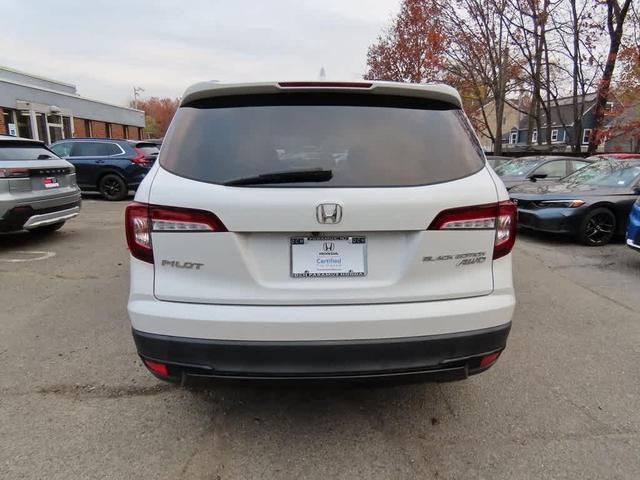 2021 honda pilot black edition