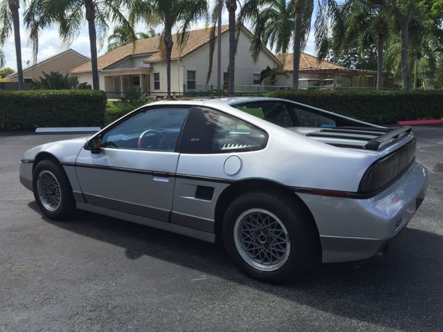 1987 pontiac fiero gt v6 one owner low miles clean autocheck garage kept florida