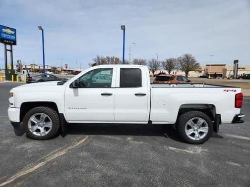 2018 chevrolet silverado 1500 custom in antonino, kansas