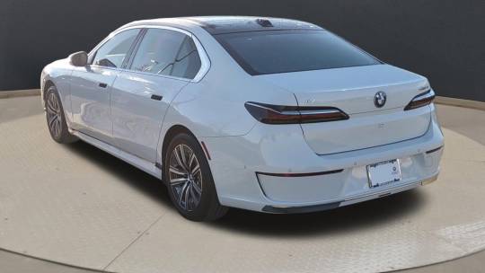 2024 BMW i7