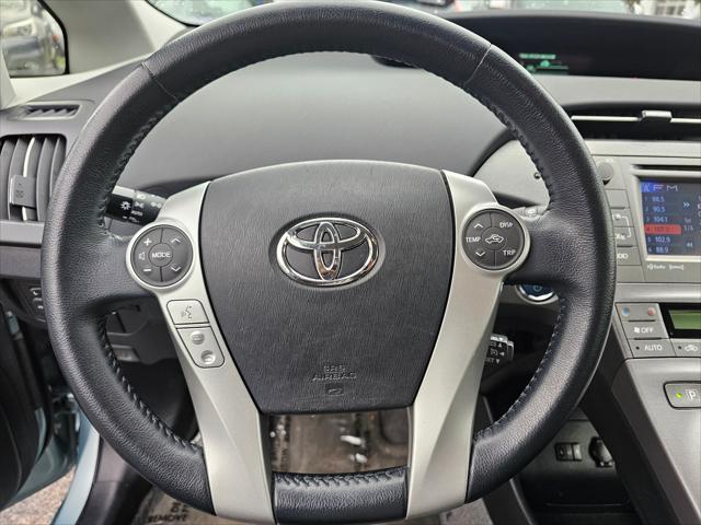 2014 toyota prius four