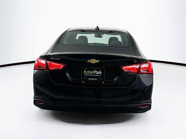 2022 chevrolet malibu fwd lt