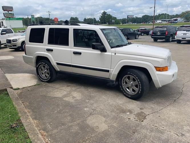 used 2006 jeep commander 2wd collins, ms 39428 for sale in collins, mississippi