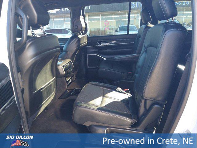 2022 jeep wagoneer series iii 4x4