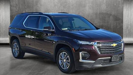 2022 chevrolet traverse lt leather