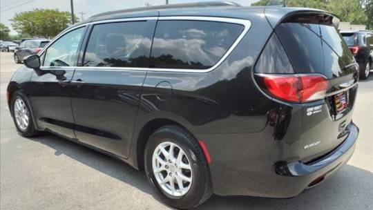 2020 Chrysler Voyager