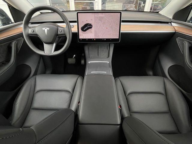 2024 tesla model y long range