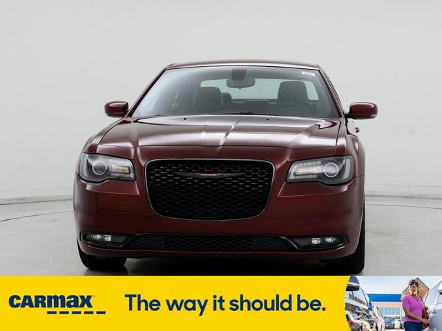 2023 chrysler 300 s