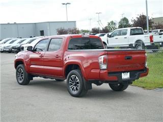 2022 Toyota Tacoma sr v6