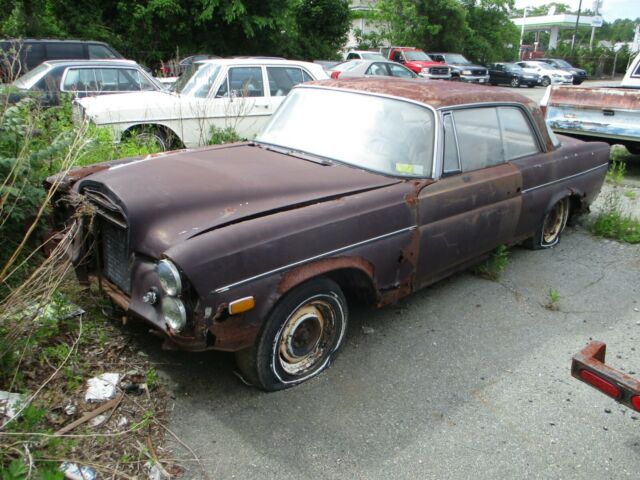 1968 mercedes 280se w111 coupe