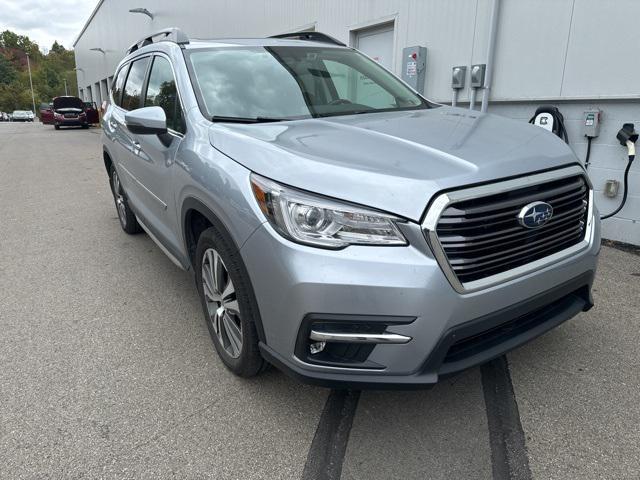 2022 subaru ascent limited 7-passenger