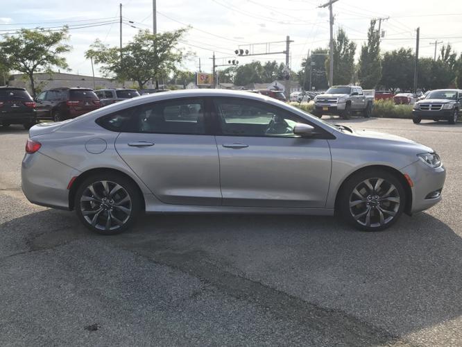 used 2015 chrysler 200 s awd lafayette, in 47905 for sale in lafayette, indiana