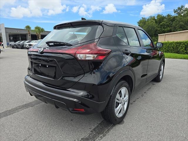 2021 nissan kicks s