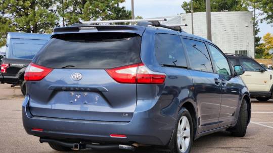2015 Toyota Sienna