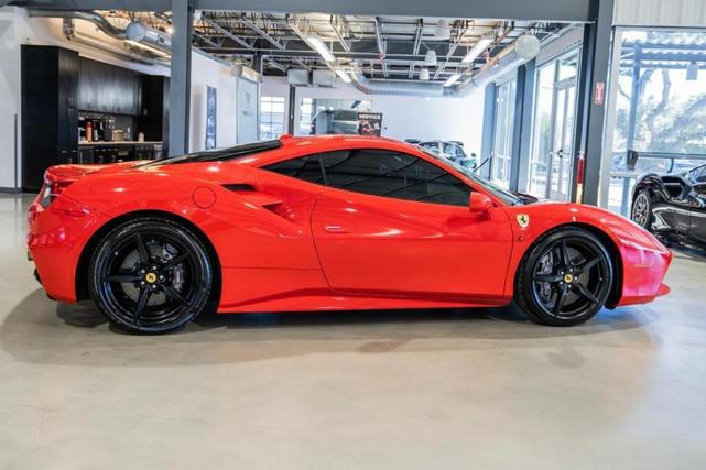 2017 ferrari 488 gtb base