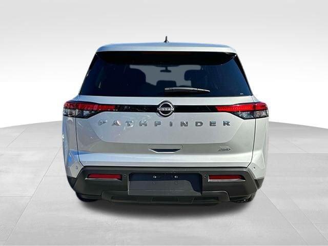 2023 nissan pathfinder s