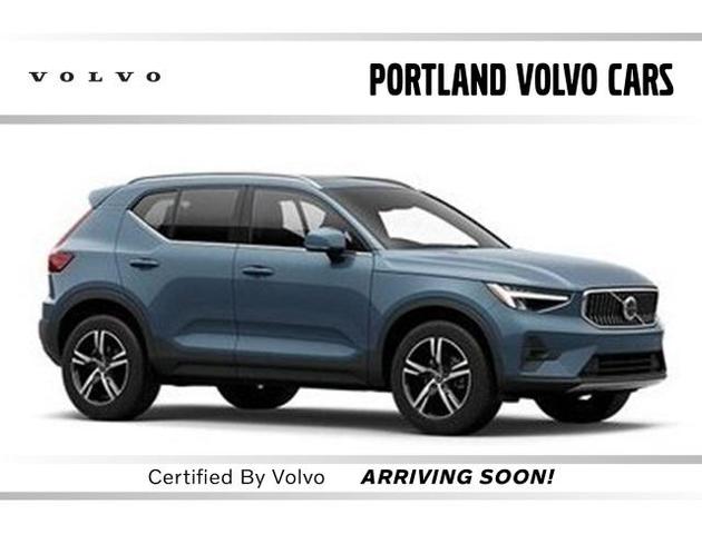2024 volvo xc40 b5 plus bright theme