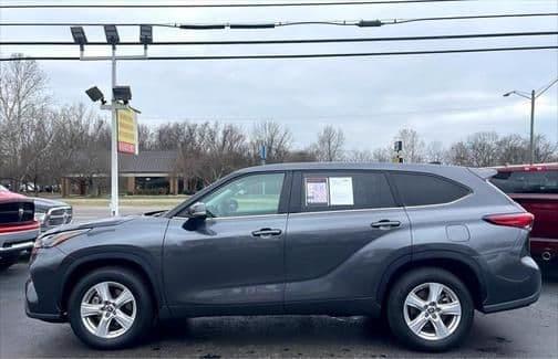 2022 toyota highlander le in murfreesboro, tennessee