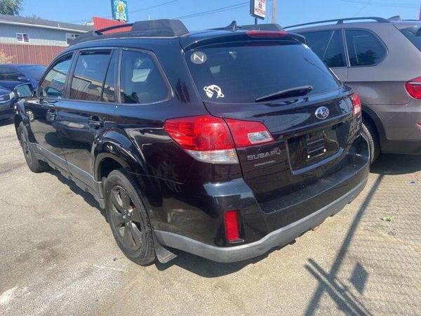 2011 subaru outback in dulles, virginia