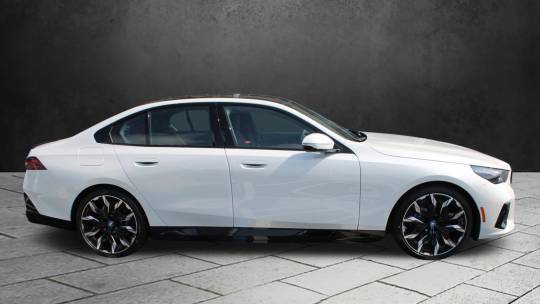 2024 BMW i5