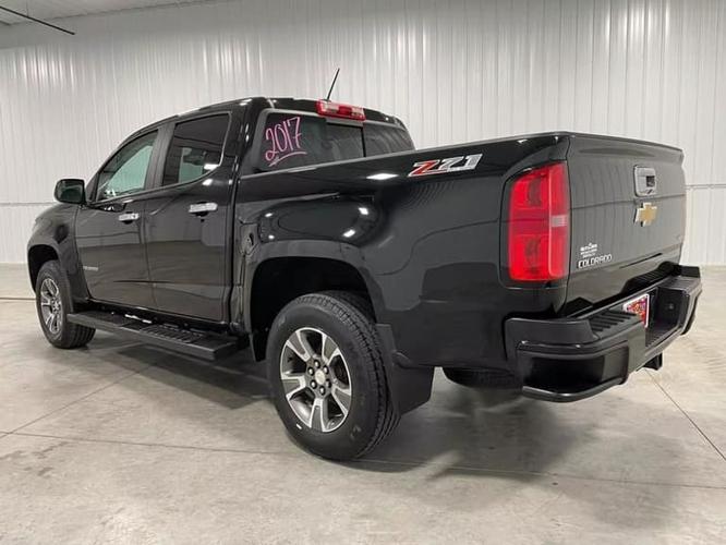 2017 chevrolet colorado crew cab z71 pickup 4d 6 ft in sioux falls, south dakota