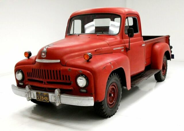great patina rare 3/4 ton ih pickup runs great stored in barn since 1969