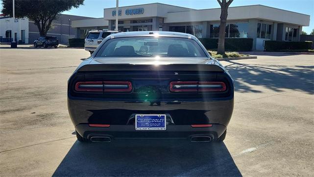 2023 dodge challenger r/t