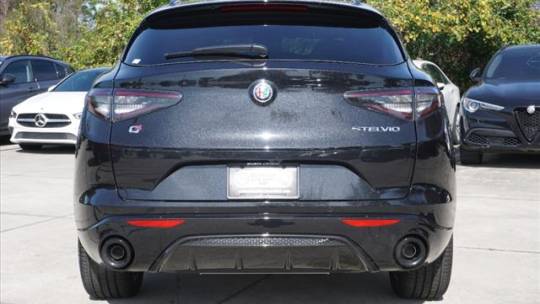 2024 Alfa Romeo Stelvio