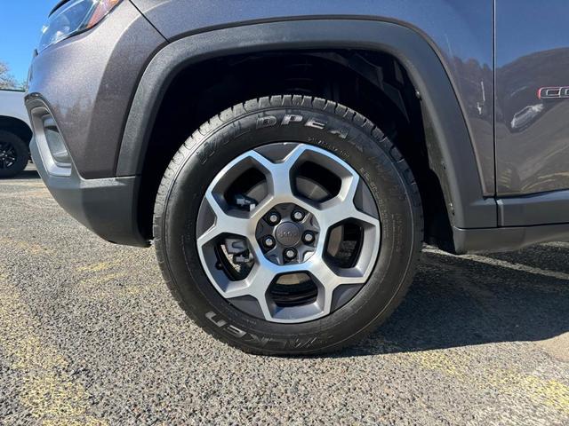 2022 jeep compass trailhawk
