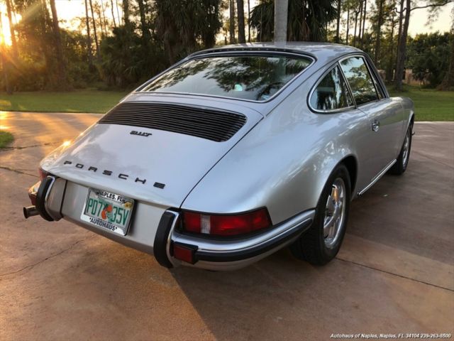1969 porsche 911 t automatic 2-door sedan