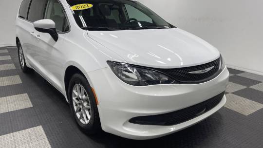 2022 Chrysler Voyager