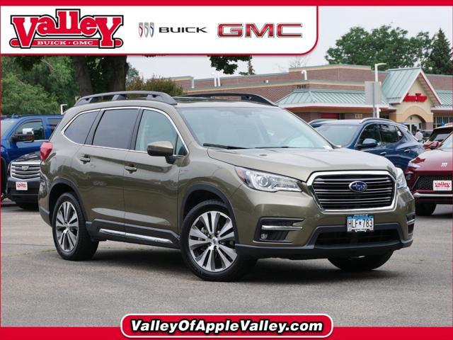 2022 subaru ascent limited 7-passenger