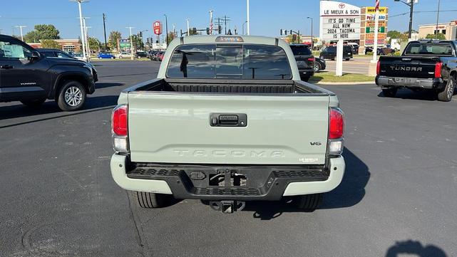 2023 toyota tacoma trd sport
