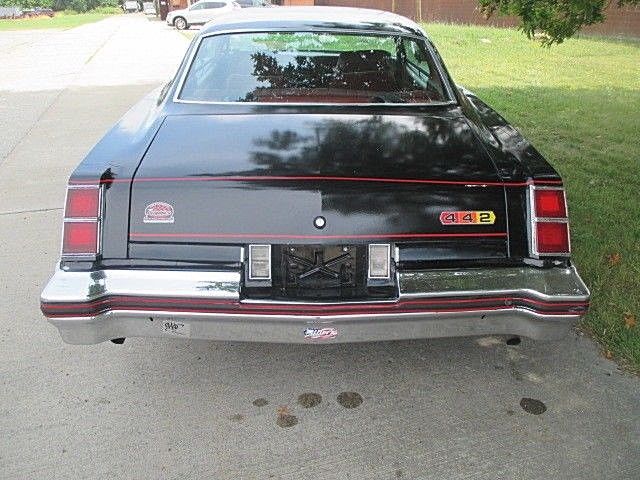 1977 oldsmobile cutlass supreme 442 5 speed original 81,000 mi (rare) barn find
