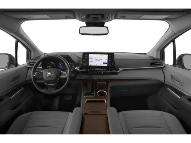2021 toyota sienna le 8 passenger