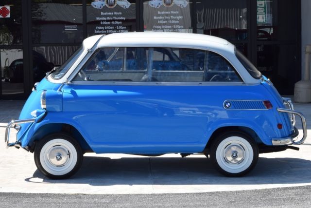 1959 bmw limo isetta 600 in bavarian blue