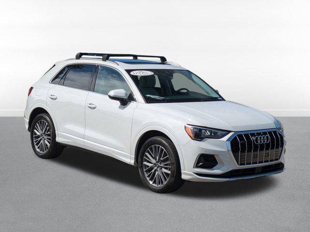 2022 audi q3 40 premium