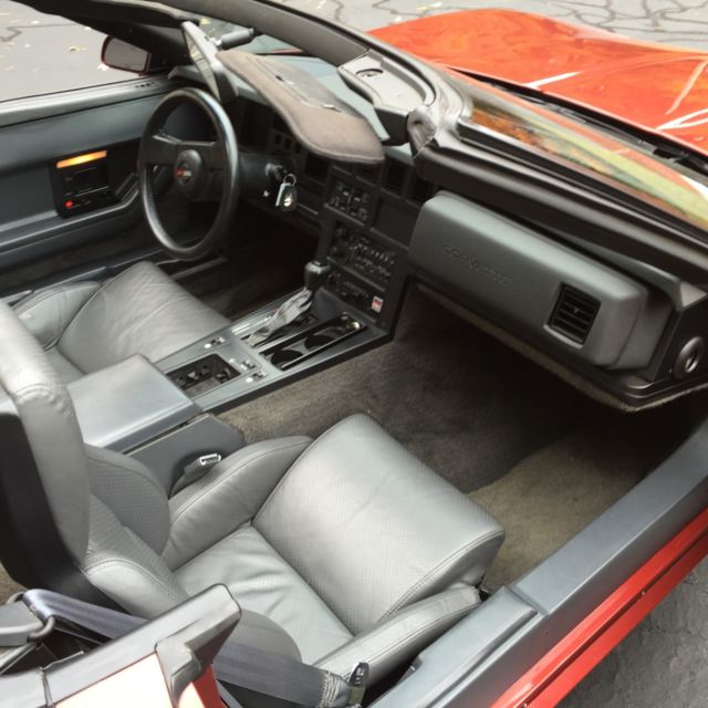 1986 chevrolet corvette convertible mint, original, low mileage