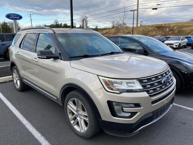 2017 ford explorer xlt