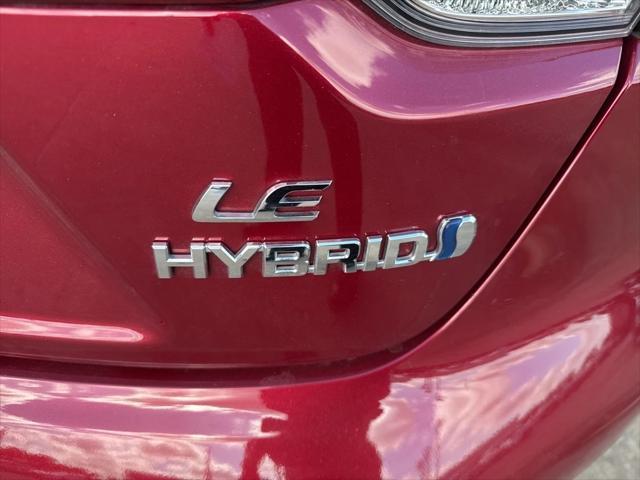 2024 toyota corolla hybrid le